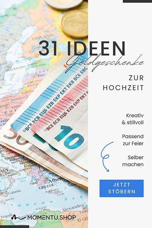 Eine Weltkarte auf der Geldscheine liegen, welche für die Hochzeit als Geldgeschenk verpackt werden