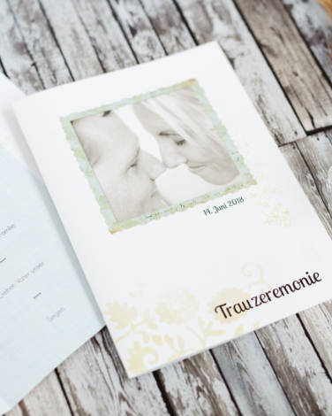 Kirchenhefte zur Taufe online gestalten