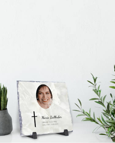 Trauersteine in verschiedenen Designs