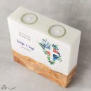 Hochzeitskerze breites Holzelement Florales Kreuz Blau 20 x 20 cm