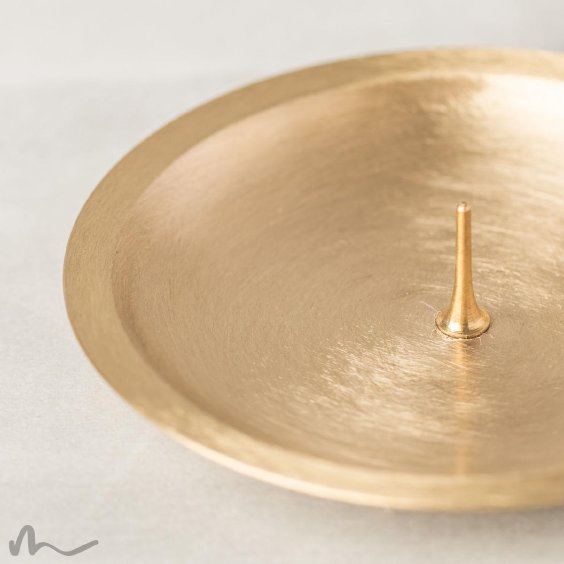 Kerzenteller Messing gebürstet mit Dorn gold Ø 8 cm